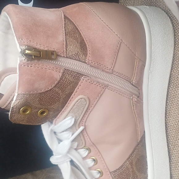 Authentic Coach Signature 'C'  Blush Pink and Brown Canvas High-Tops Sz 10 - Picture 8 of 14